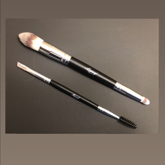 Makeup Brush Duo - Picture 2 of 2